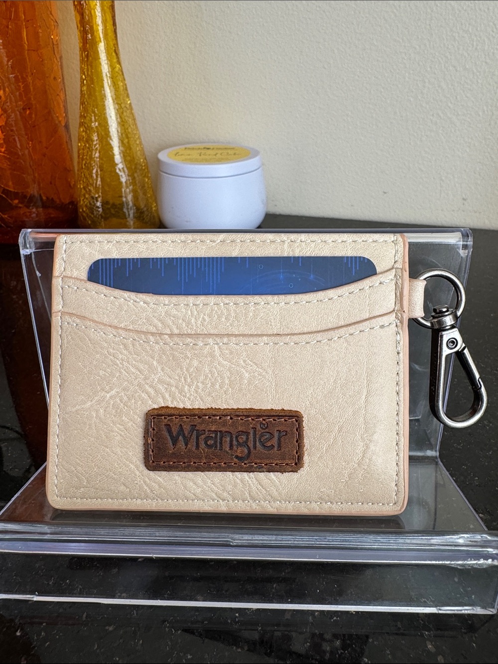 Wrangler Cream Card Wallet with Metal Key Clip